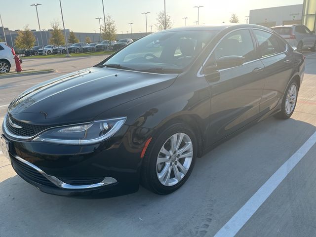 2017 Chrysler 200 Limited Platinum