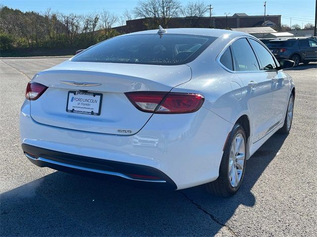 2017 Chrysler 200 Limited Platinum