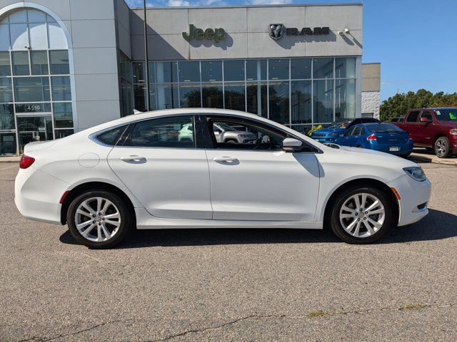 2017 Chrysler 200 Limited Platinum