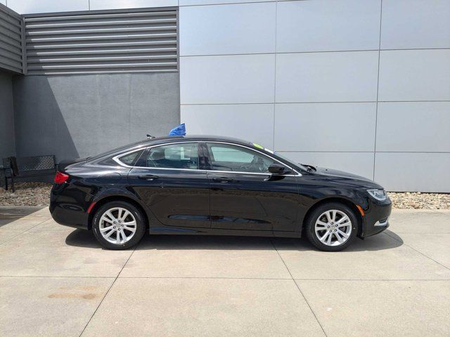 2017 Chrysler 200 Limited Platinum