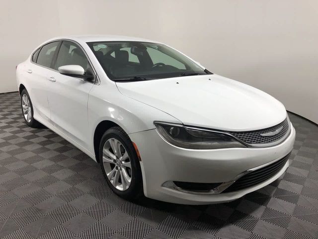 2017 Chrysler 200 Limited Platinum