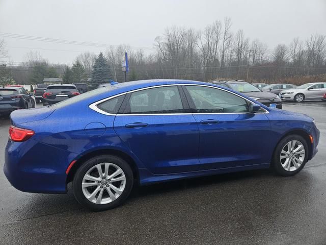 2017 Chrysler 200 Limited Platinum