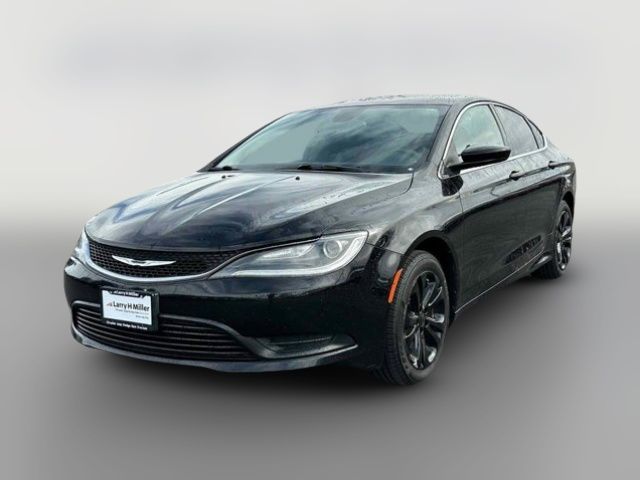 2017 Chrysler 200 Touring