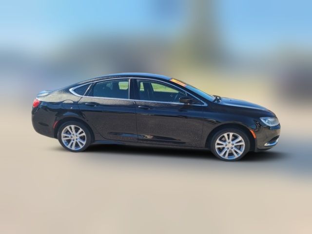 2017 Chrysler 200 Touring