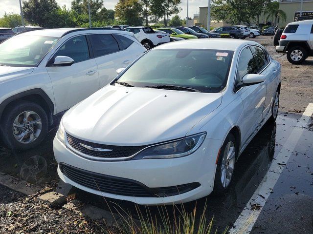 2017 Chrysler 200 Touring