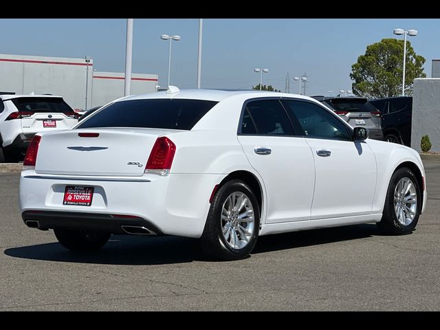 2017 Chrysler 300 300C