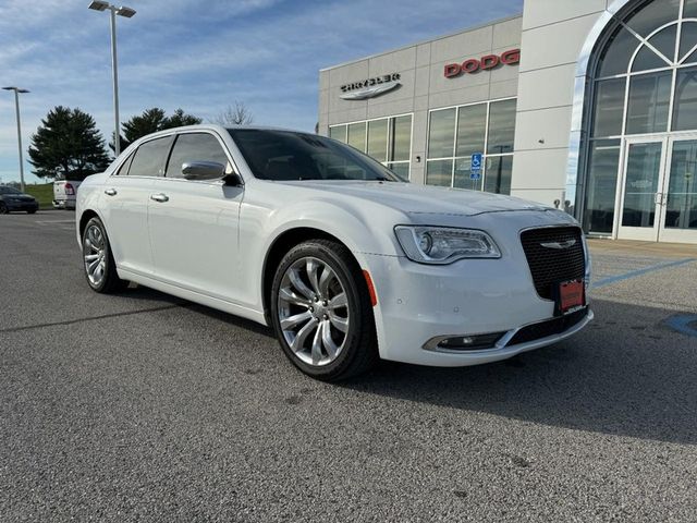 2017 Chrysler 300 300C