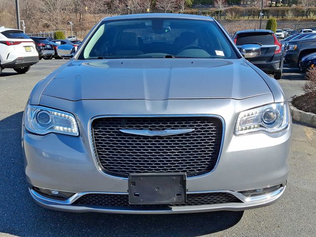 2017 Chrysler 300 300C
