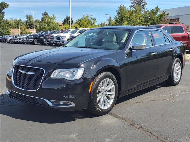 2017 Chrysler 300 300C