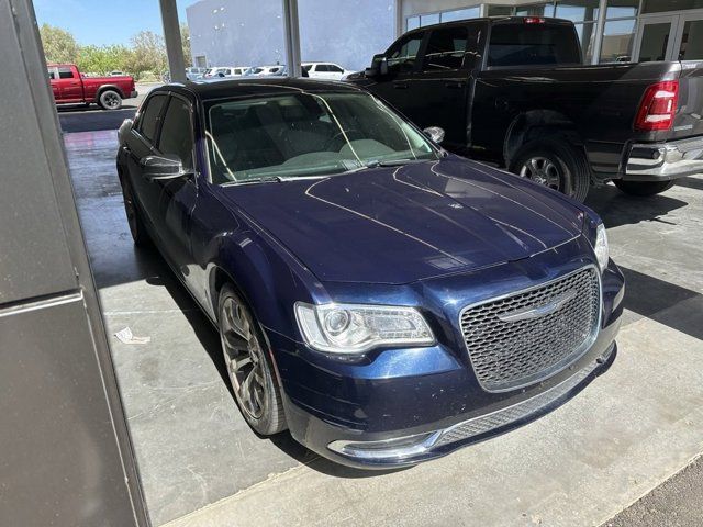 2017 Chrysler 300 300C