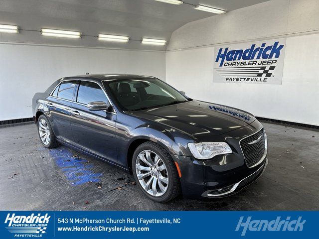 2017 Chrysler 300 300C