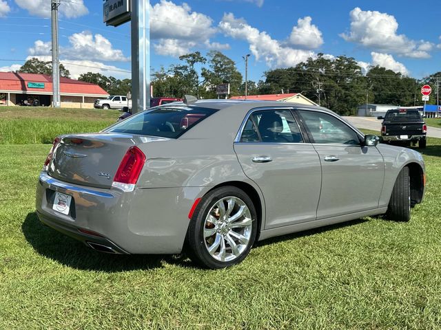 2017 Chrysler 300 300C