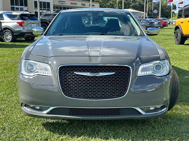 2017 Chrysler 300 300C