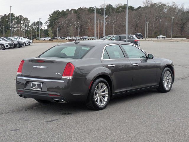 2017 Chrysler 300 300C