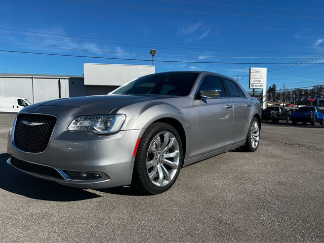 2017 Chrysler 300 300C