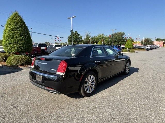 2017 Chrysler 300 300C