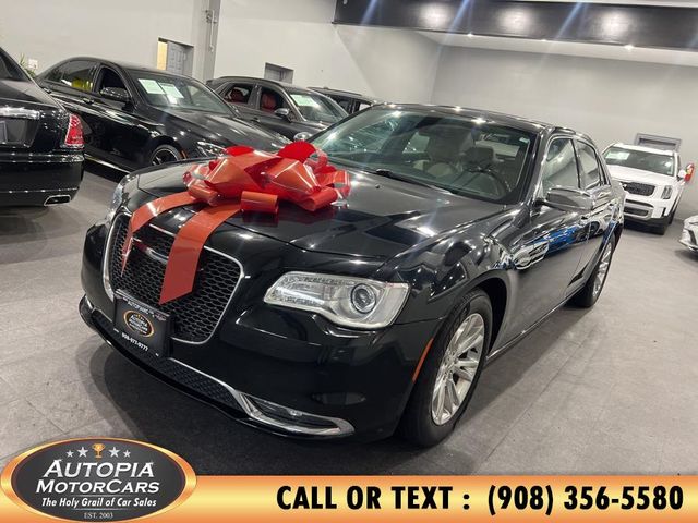 2017 Chrysler 300 300C