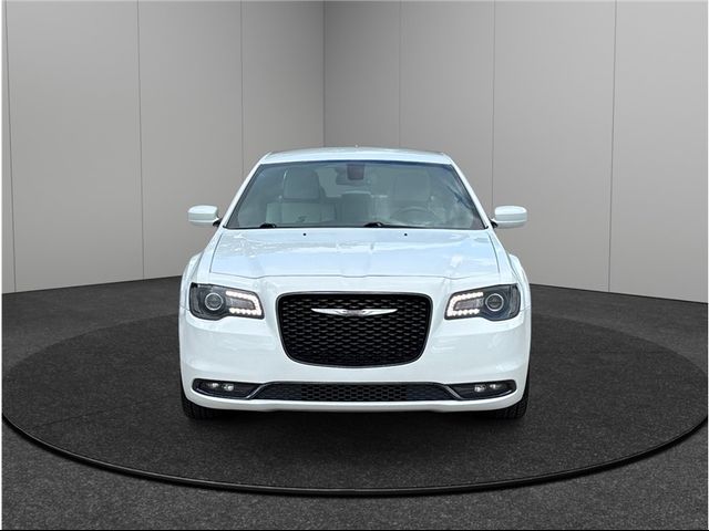 2017 Chrysler 300 300S