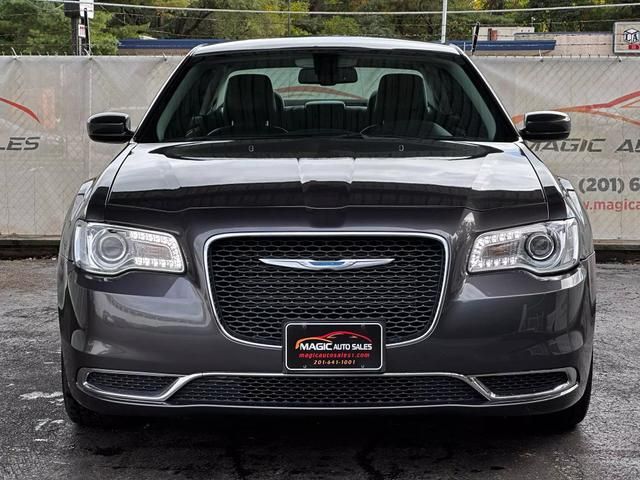 2017 Chrysler 300 Limited