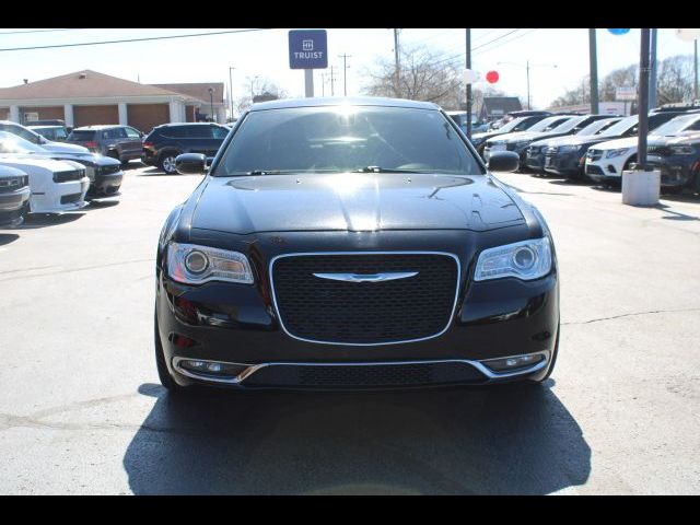 2017 Chrysler 300 Limited