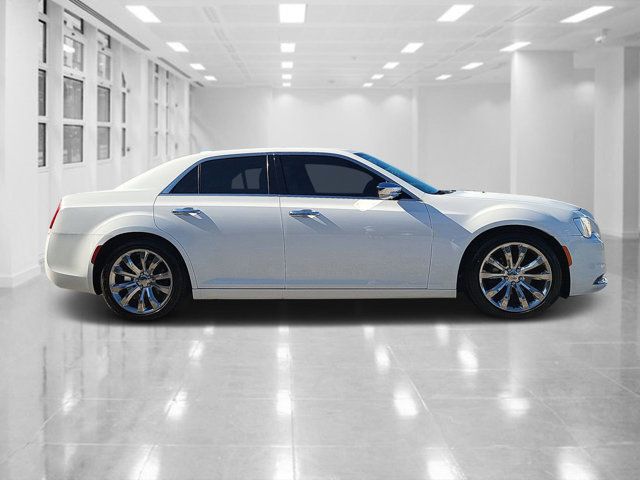 2017 Chrysler 300 300C