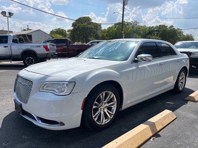 2017 Chrysler 300 300C