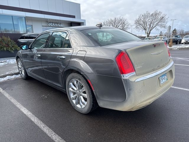 2017 Chrysler 300 300C