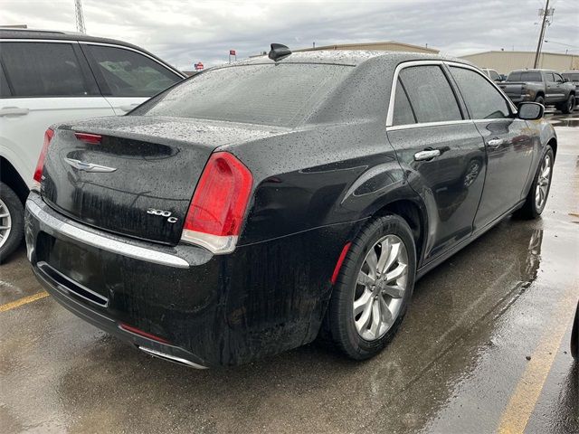 2017 Chrysler 300 300C