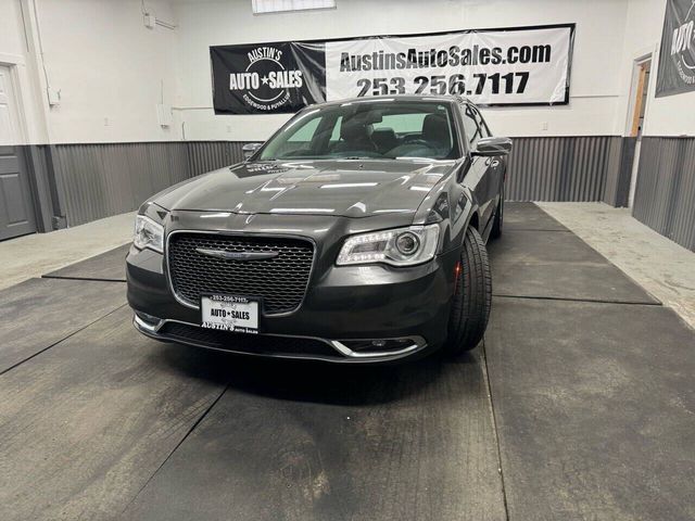 2017 Chrysler 300 300C