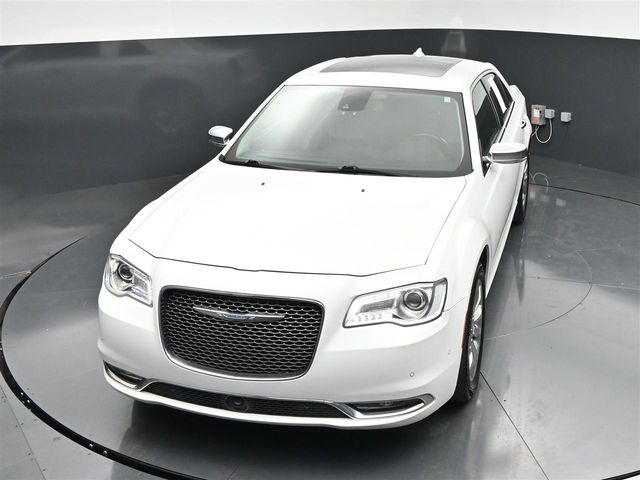 2017 Chrysler 300 300C