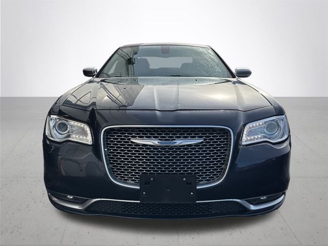 2017 Chrysler 300 300C Platinum