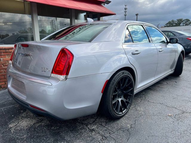 2017 Chrysler 300 300C Platinum