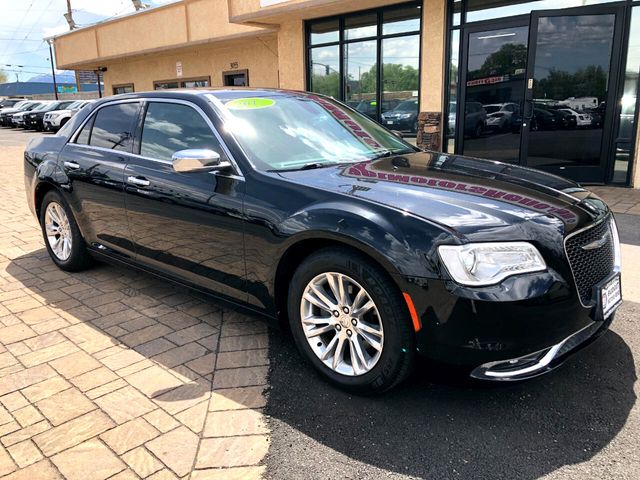 2017 Chrysler 300 300C