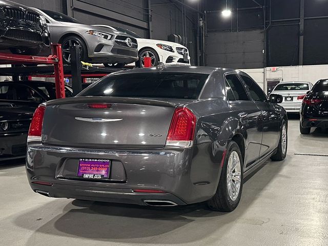 2017 Chrysler 300 Limited