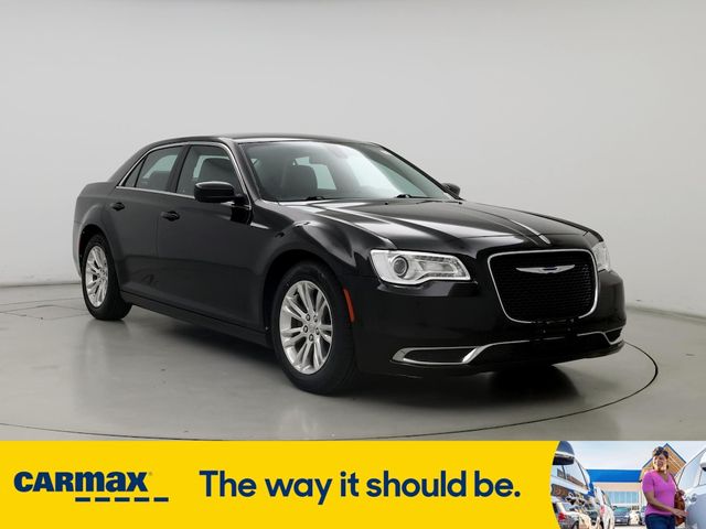 2017 Chrysler 300 Limited