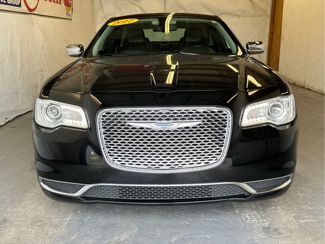 2017 Chrysler 300 Limited