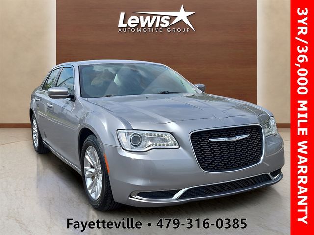 2017 Chrysler 300 Limited