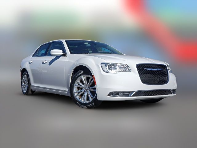 2017 Chrysler 300 Limited