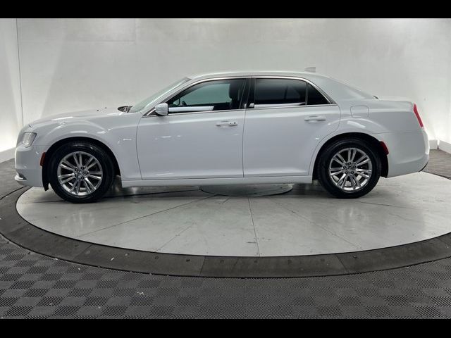 2017 Chrysler 300 Limited