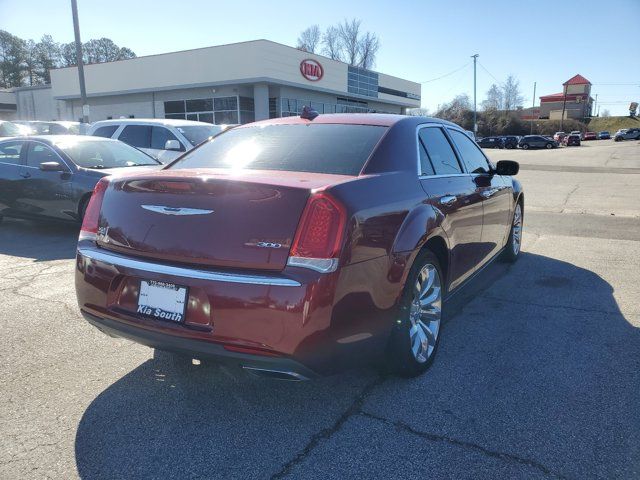 2017 Chrysler 300 Limited