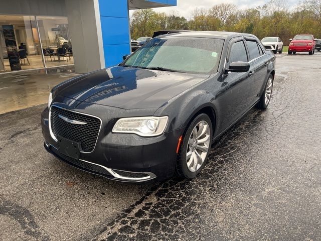 2017 Chrysler 300 Limited