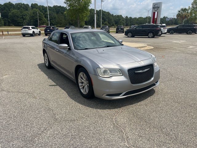 2017 Chrysler 300 Limited