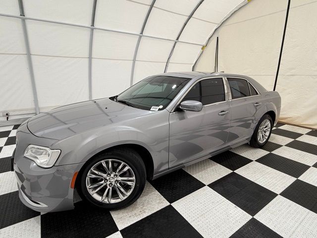 2017 Chrysler 300 Limited