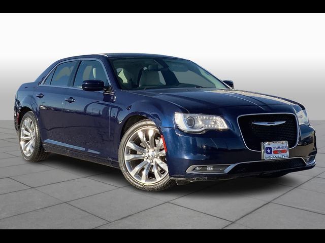 2017 Chrysler 300 Limited