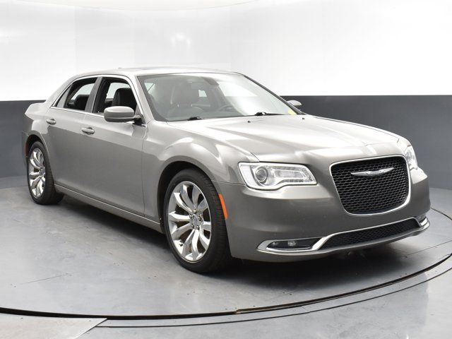 2017 Chrysler 300 Limited