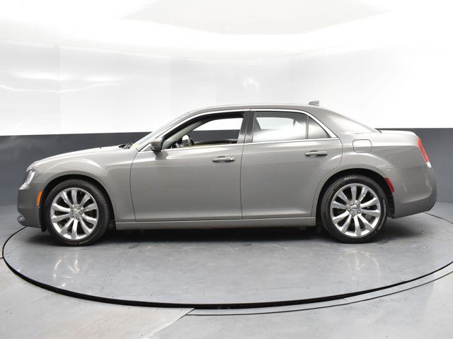 2017 Chrysler 300 Limited