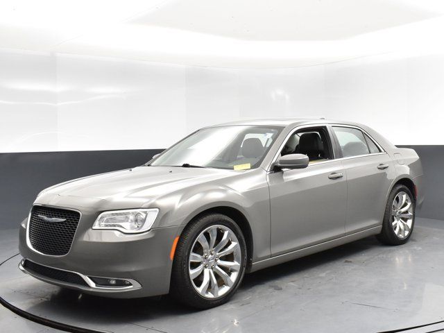 2017 Chrysler 300 Limited