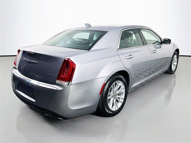 2017 Chrysler 300 Limited