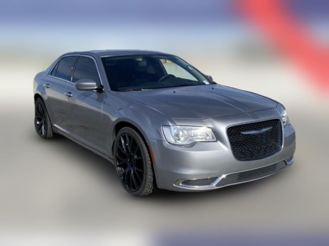 2017 Chrysler 300 Limited