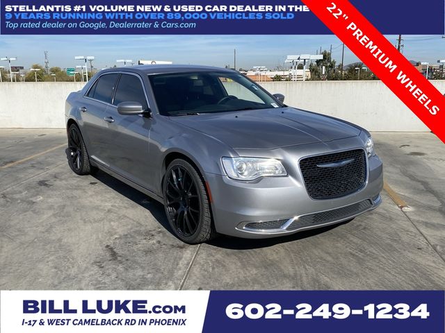 2017 Chrysler 300 Limited